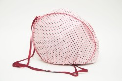 Funda casco lunares rosa burdeos