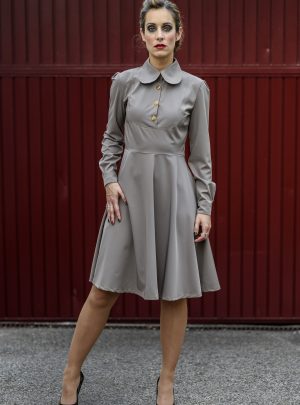 Vestido gris de manga larga Runaway