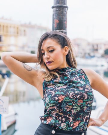 Blusa Planetas Dresses2Kill SS18