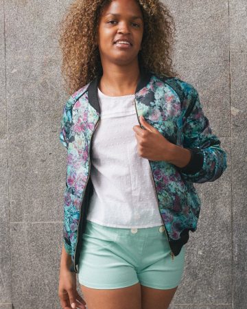 bomber de flores black rose
